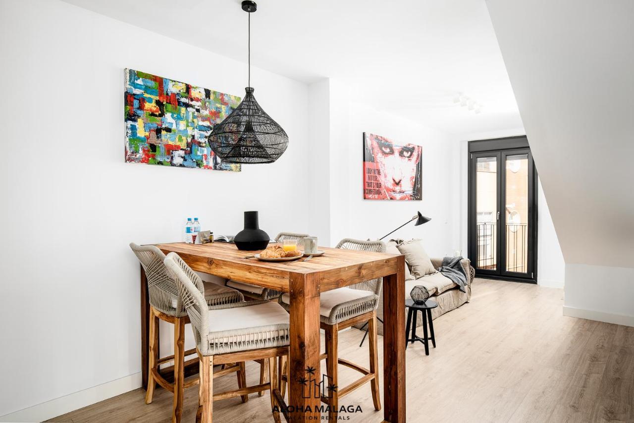 Apartamento Luxury Duplex With Pool And Padel Court In Town Málaga Exterior foto