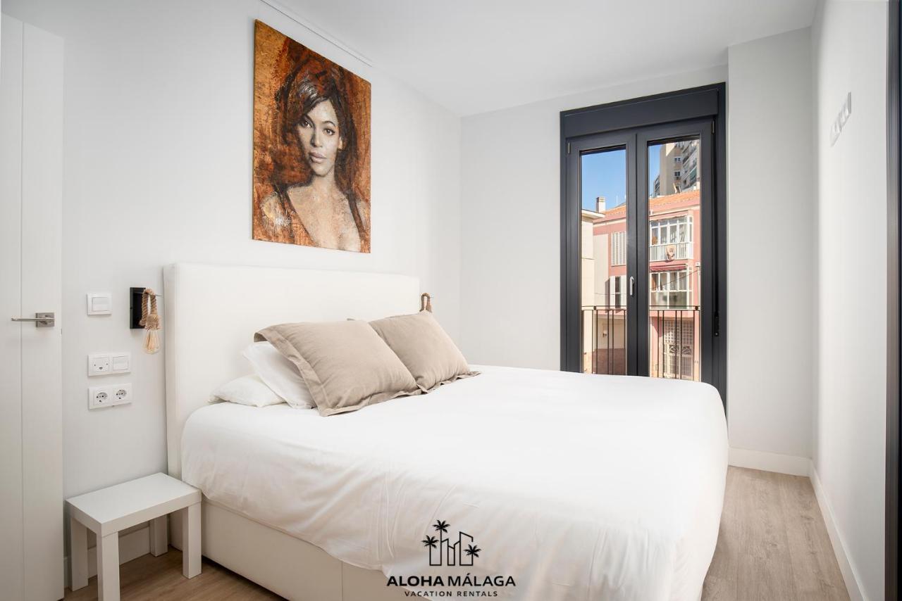 Apartamento Luxury Duplex With Pool And Padel Court In Town Málaga Exterior foto