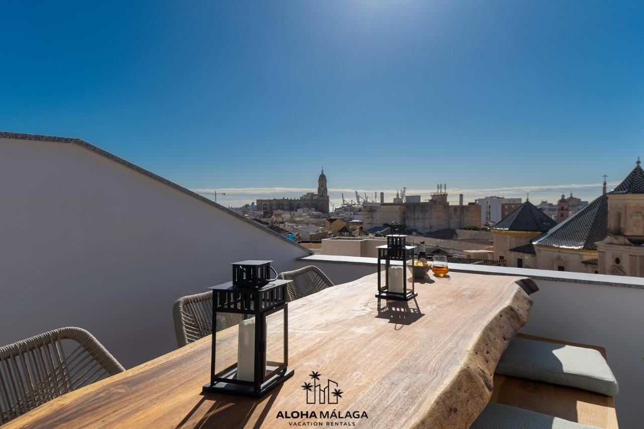 Apartamento Luxury Duplex With Pool And Padel Court In Town Málaga Exterior foto