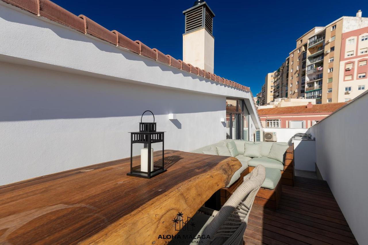 Apartamento Luxury Duplex With Pool And Padel Court In Town Málaga Exterior foto